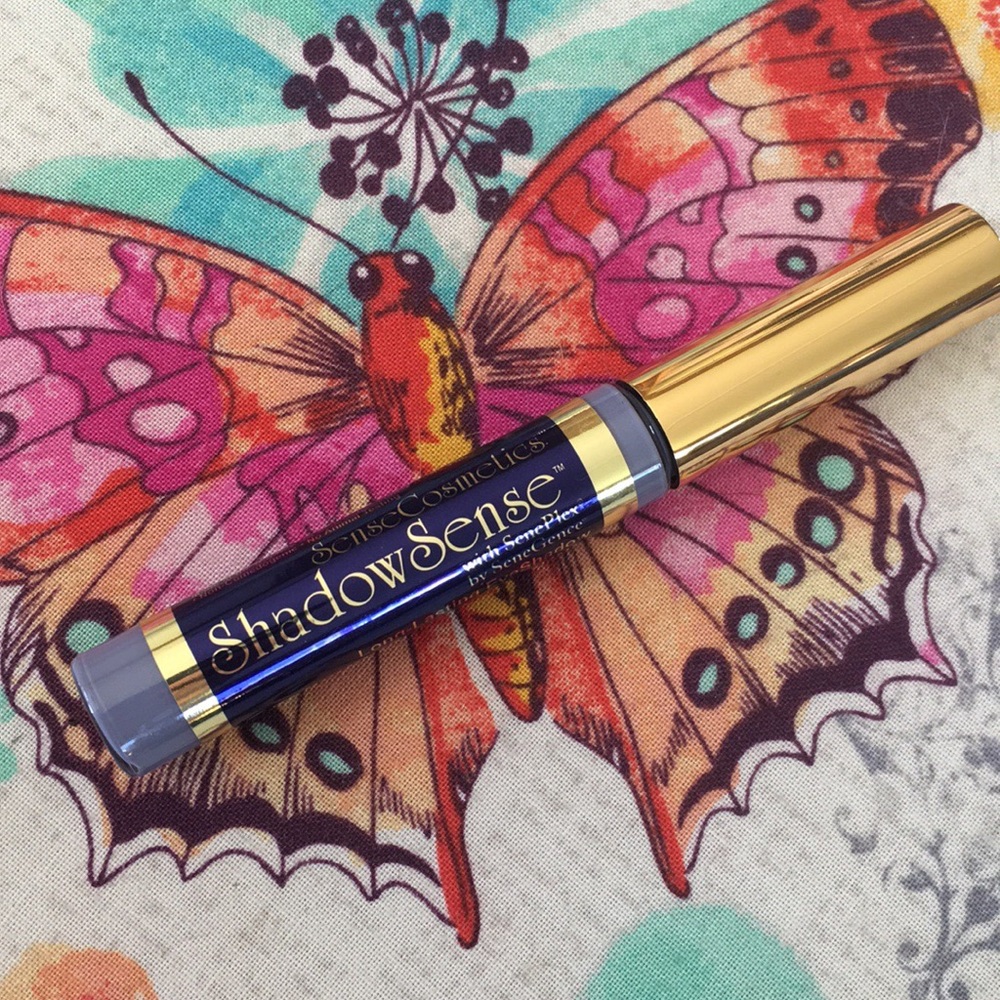 ShadowSense Liquid Eyeshadow Silver Violet